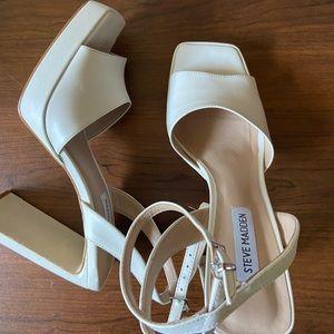 Steve Madden Heels. Size 9